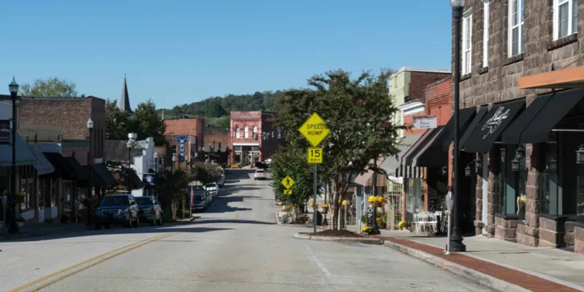 clinton tn downtown